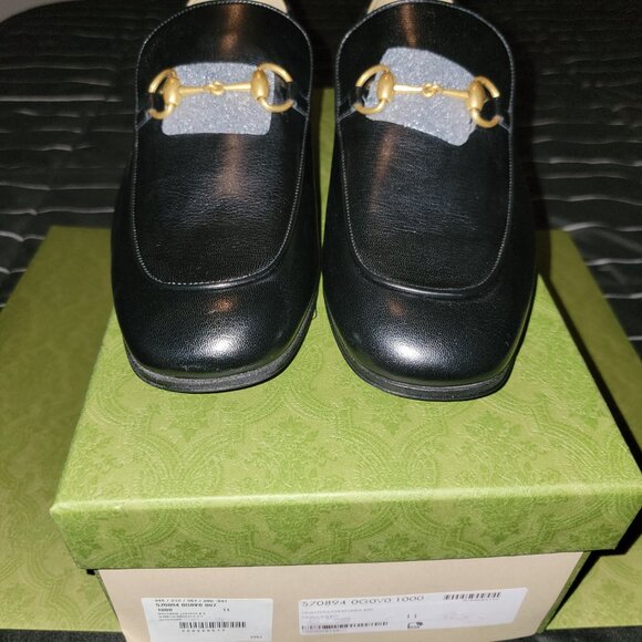 Mens Gucci Loafers - Picture 2 of 6